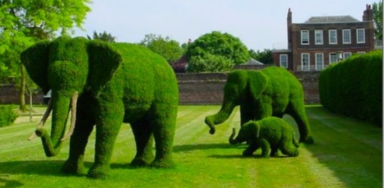 elephant lawn sculptures